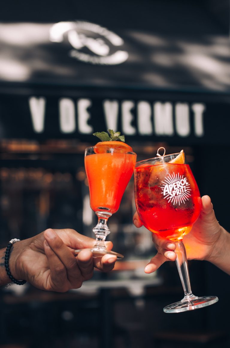 v de vermut 768x1159